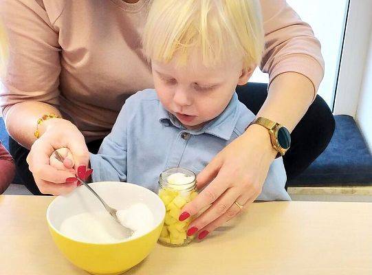 ŚWIEŻA PORCJA WIADOMOŚCI Z NASZEJ ŻŁOBKOWEJ RODZINKI