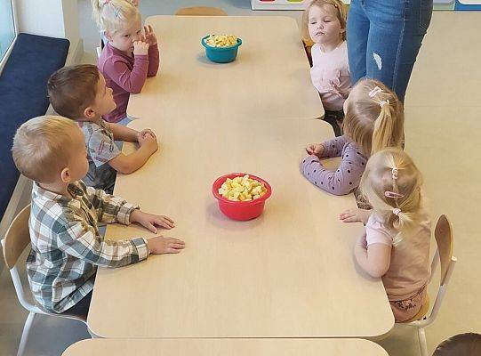 ŚWIEŻA PORCJA WIADOMOŚCI Z NASZEJ ŻŁOBKOWEJ RODZINKI