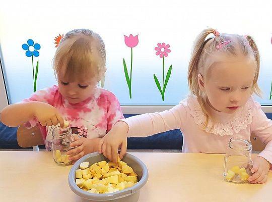 ŚWIEŻA PORCJA WIADOMOŚCI Z NASZEJ ŻŁOBKOWEJ RODZINKI