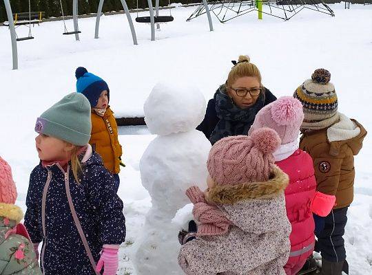 ZABAWY ZIMOWE W NASZYM ŻŁOBKU