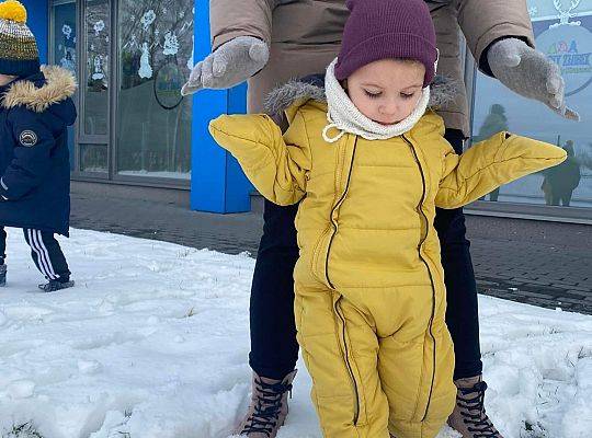 ZABAWY ZIMOWE W NASZYM ŻŁOBKU