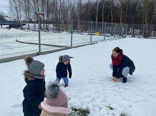 ZABAWY ZIMOWE W NASZYM ŻŁOBKU