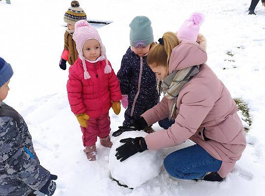 ZABAWY ZIMOWE W NASZYM ŻŁOBKU