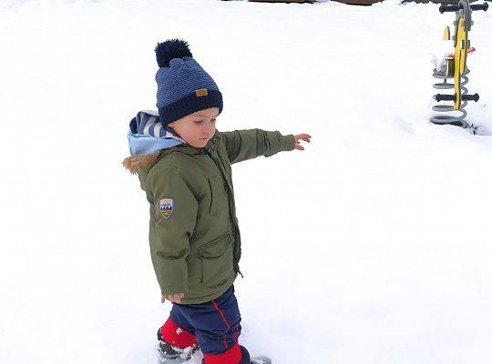 ZABAWY ZIMOWE W NASZYM ŻŁOBKU