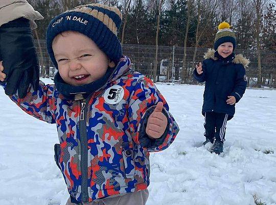 ZABAWY ZIMOWE W NASZYM ŻŁOBKU