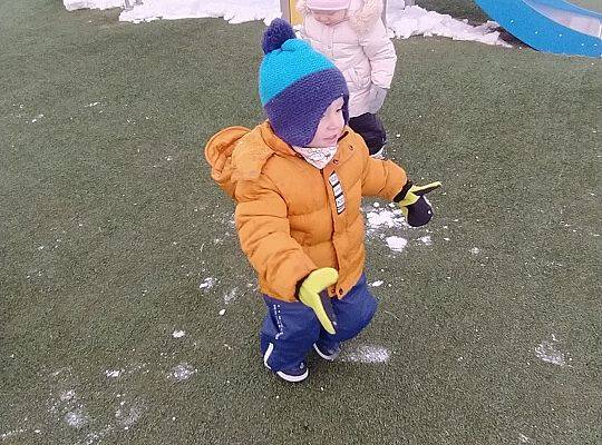 ZABAWY ZIMOWE W NASZYM ŻŁOBKU