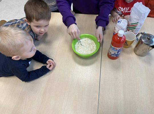 DZIEŃ PEŁEN MIŁOŚCI