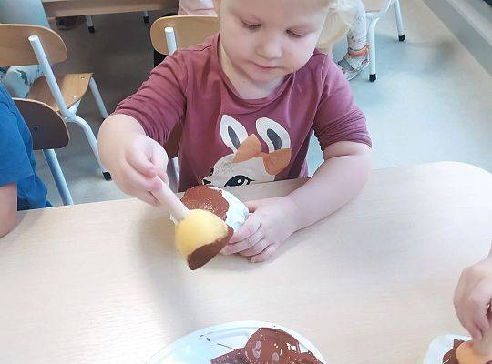 TŁUSTY CZWARTEK CZYLI SŁODKIE OBŻARSTWO